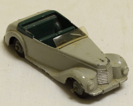 Dinky 1947 DINKY #38E ARMSTRONG SIDDELEY COUPE. OLIVE HUBS CAT $375 VG+/EXC