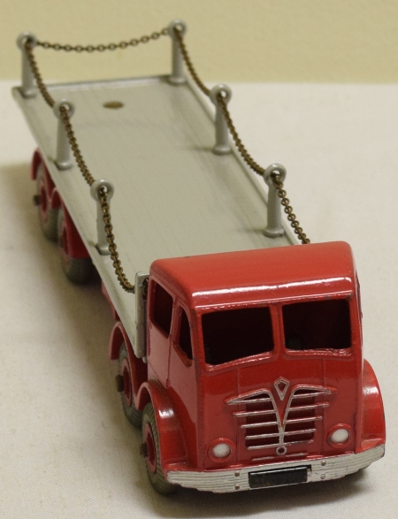 Dinky DINKY 905 FODEN FLAT TRUCK CHAIN LORREY, EXCELLENT MODEL W/ EXCELLENT BOX!