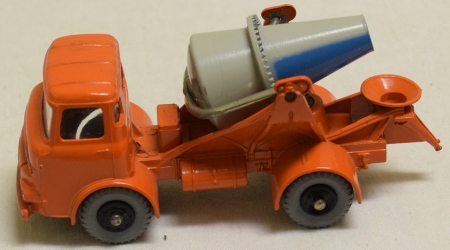 Dinky DINKY 960 LORRY-MOUNTED CONCRETE MIXER, NEAR-MINT MODEL W/ EXCELLENT BOX!