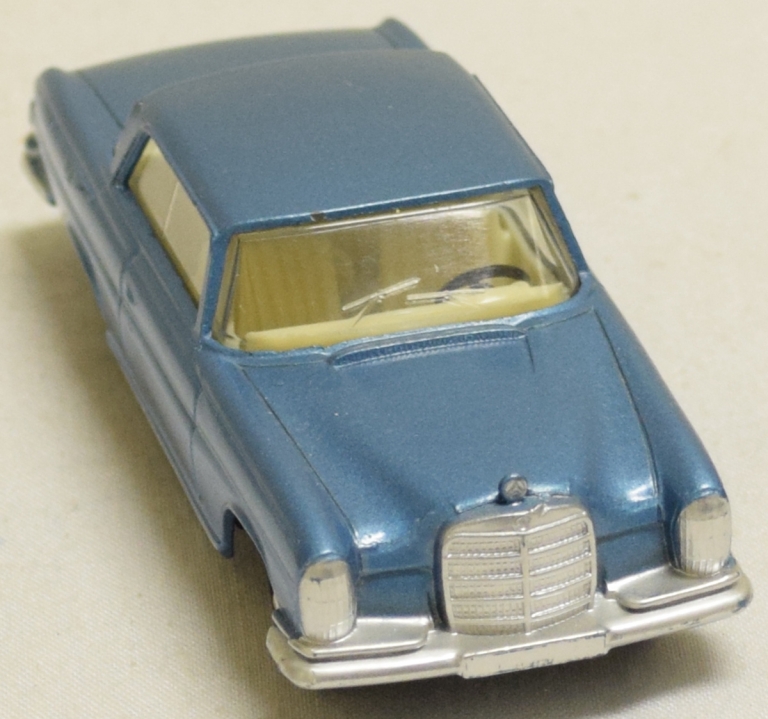 dinky toys mercedes benz 300 se