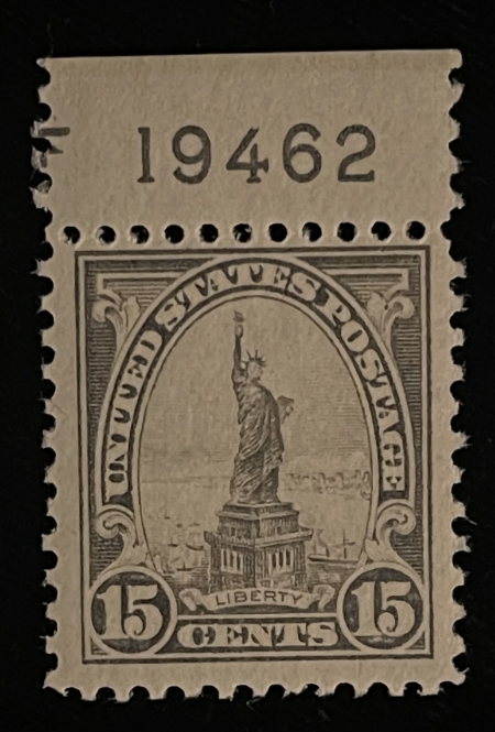 U.S. Stamps SCOTT #566, PLATE # SINGLE, MOG-NH, PO FRESH & VF+, PRETTY STAMP-CAT $35 (w/o #)
