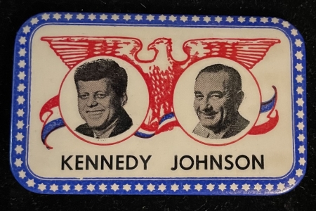 Post-1920 1960 KENNEDY-JOHNSON JUGATE 2 3/4″ RECTANGULAR GRAPHIC CAMPAIGN BUTTON-MINT